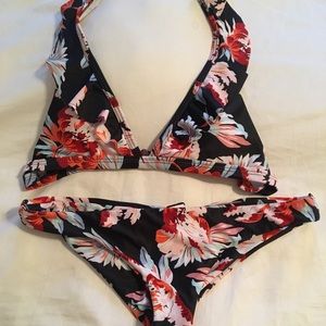 Floral ruffle bikini *brand new*
